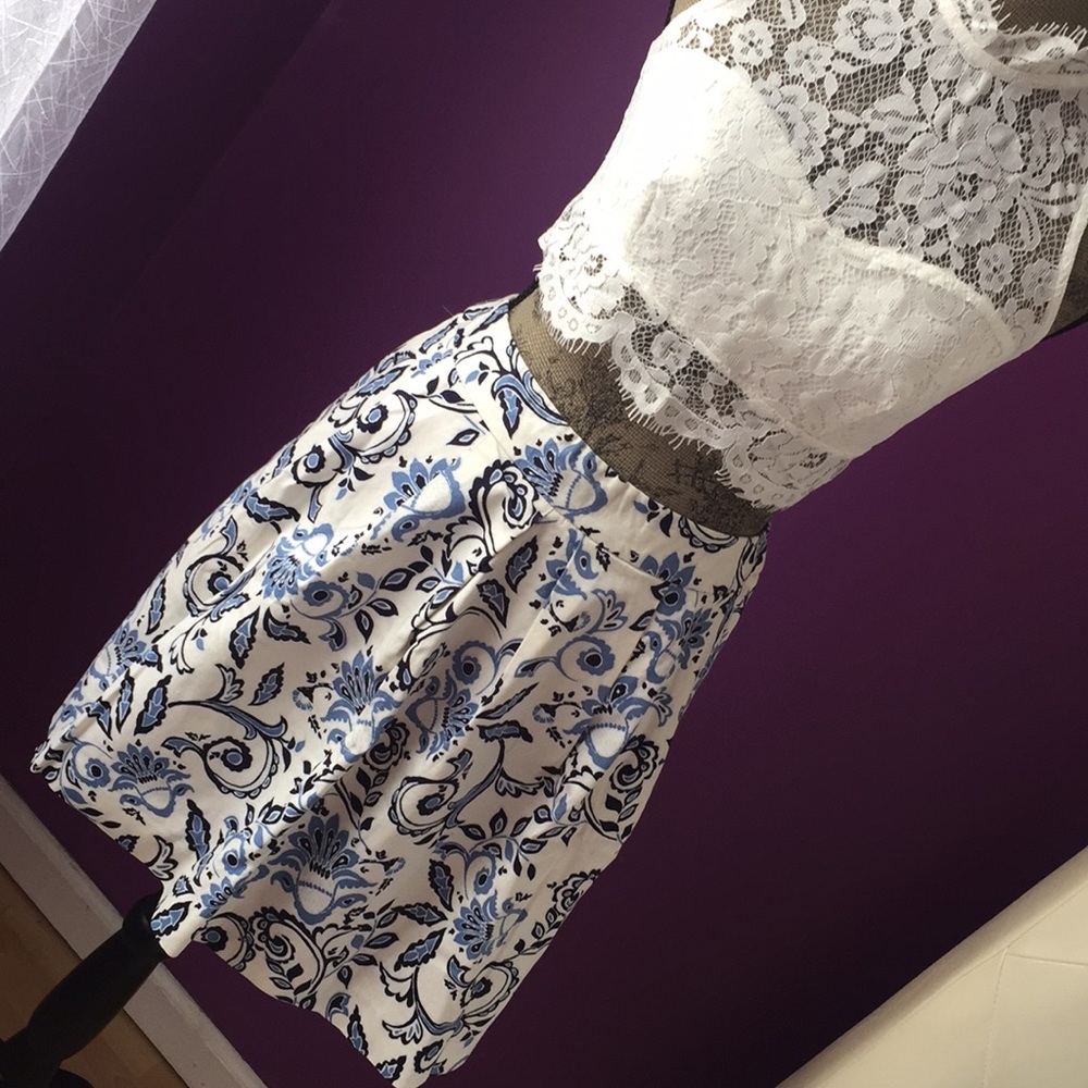 Ann Taylor LOFT skirt size 6